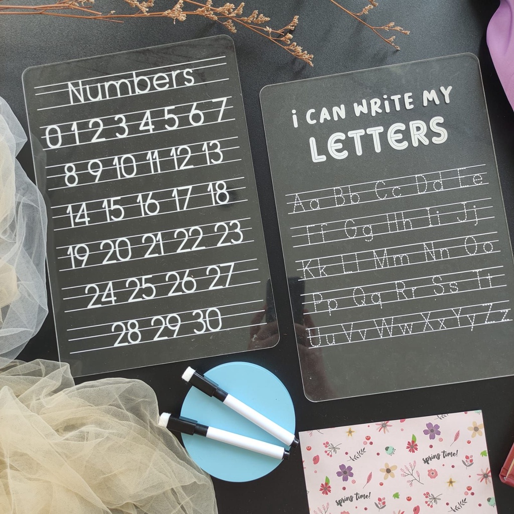 

acrylic tracing board / papan tracing / akrilik tracing / papan belajar menulis / kegiatan anak / aktivitas anak / papan pembelajaran / kado unik anak / papan alphabet / papan abjad / papan huruf / belajar menulis / akrilik tracing / kegiatan rumah anak