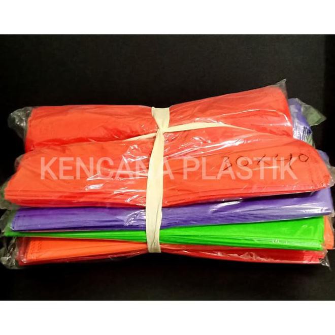 

Februari Maniss Tas Kain / Goodie Bag / Spunbond Handle 30 X 40 30X40 @12Pcs Kode 225