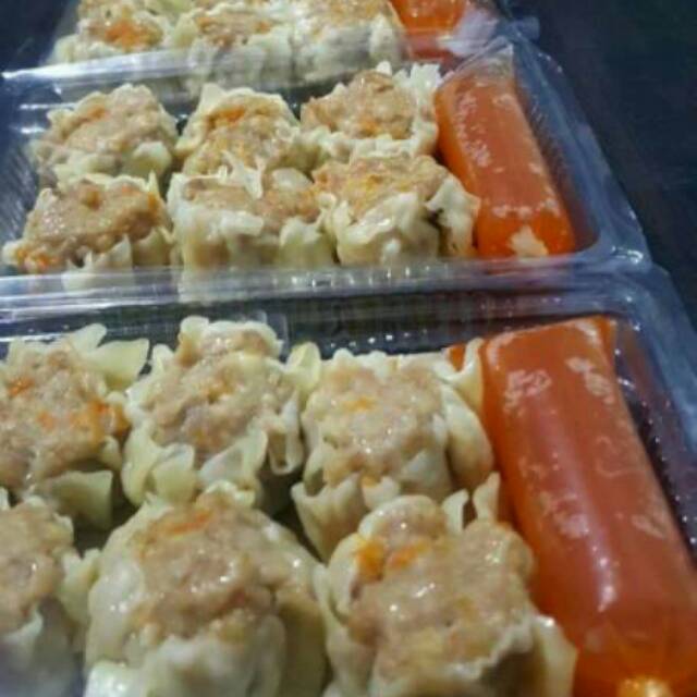 

Dimsum ayam frozen size besar isi 6 (homemade)