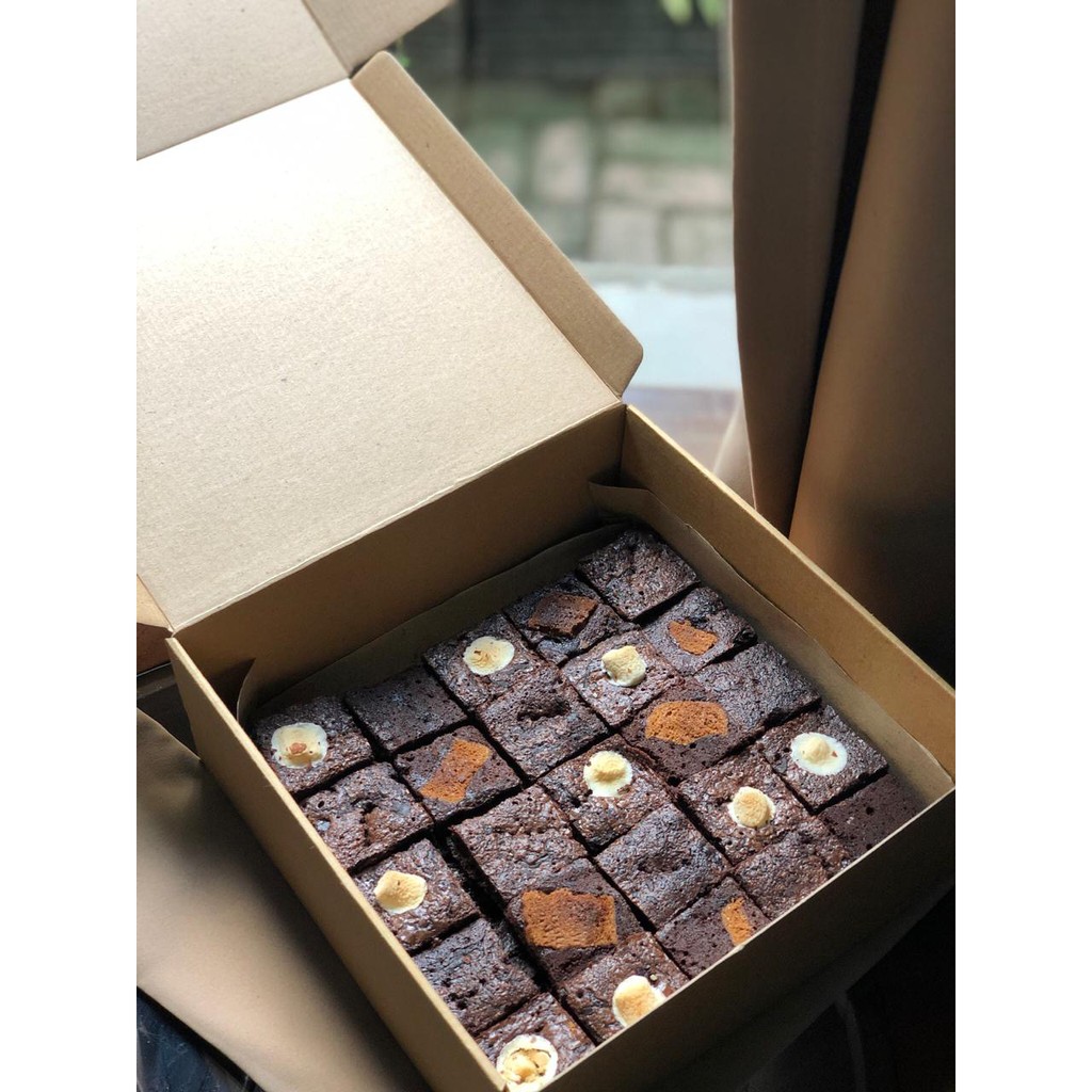 

BirthdayPackageBrownie