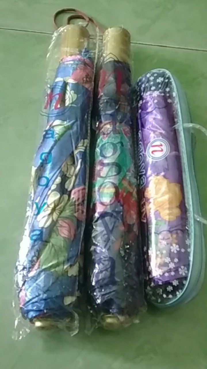 Payung Lipat 3 Saten+sarung