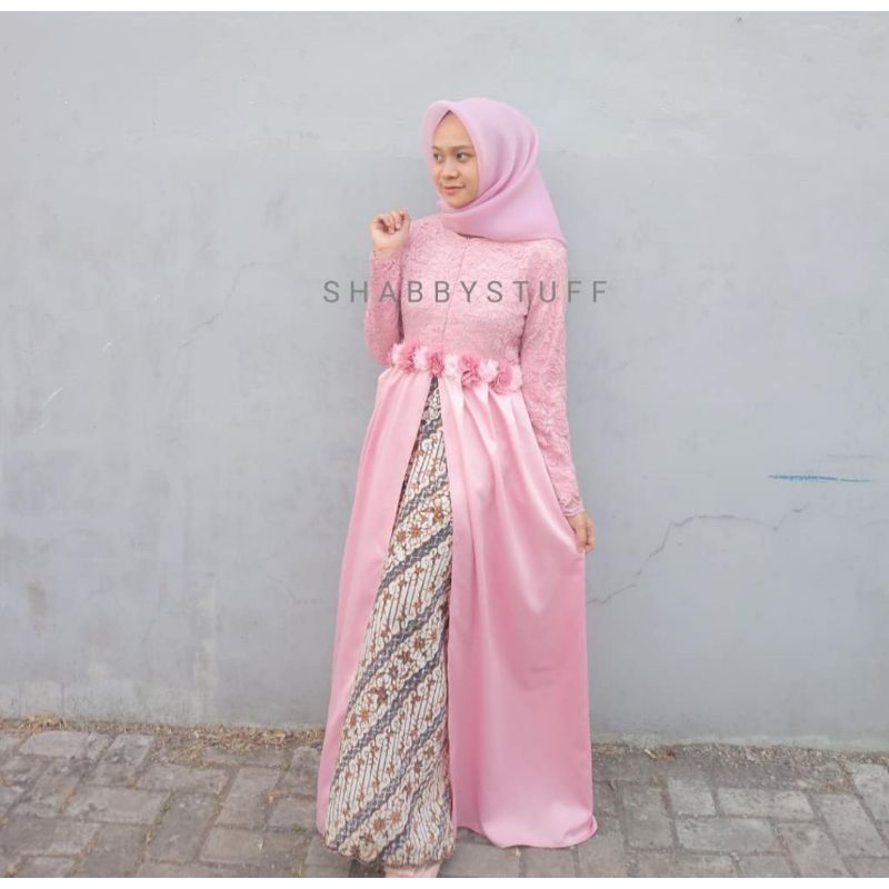 Kebaya by shabby stuff ( hanya kebaya ) tidak dengan rok batik