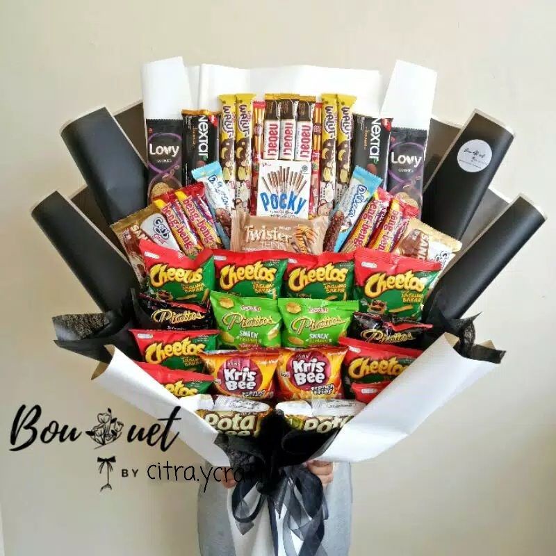 

BUKET SNACK BESAR HADIAH ULANG TAHUN WISUDA ANNIVERSARY VALENTINE