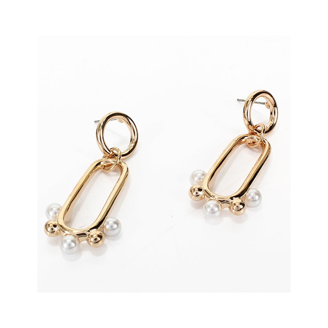 LRC Anting Tusuk Fashion Golden Pierced Oval Horse Eye Pearl Pierced Earrings K04179