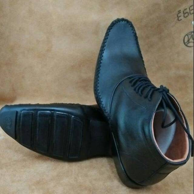 Tanjungshop sepatu kulit Aldo brue/kulit asli size kecil jd nae nomor ya agan