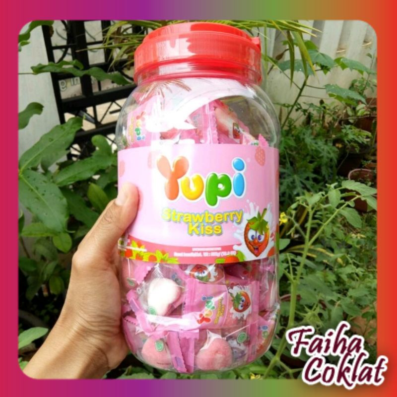 

Yupi Toples Strawberry Kiss 125pcs Permen Yupi Strawberry Kiss