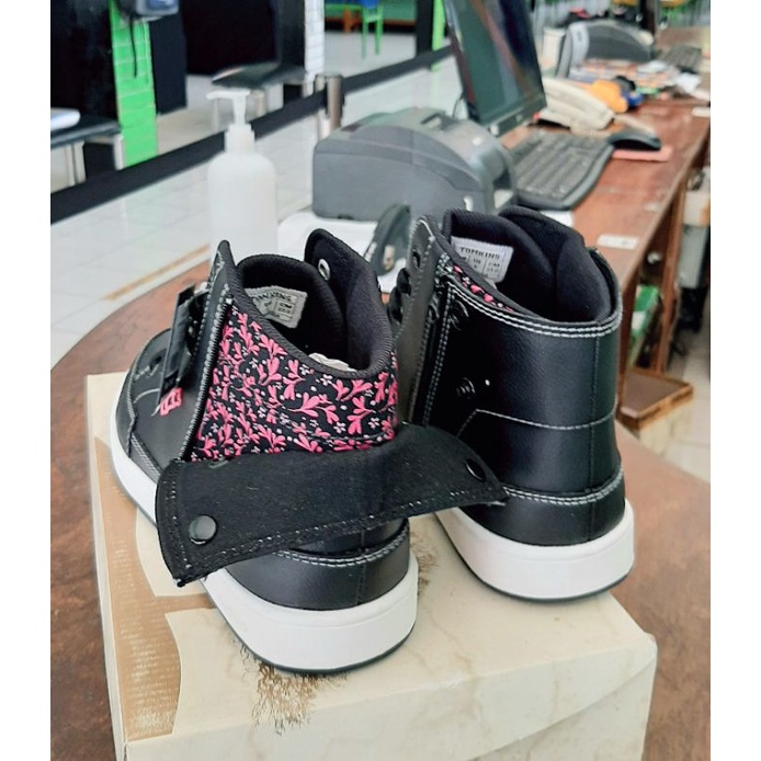 sepatu Tomkins Spotlight blk ping