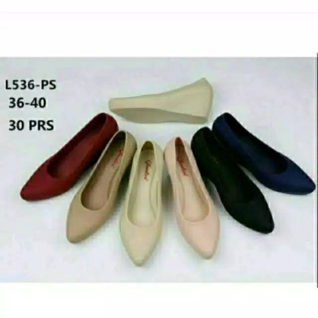 Sepatu Wedges Jelly Glanzton 7cm Hitam