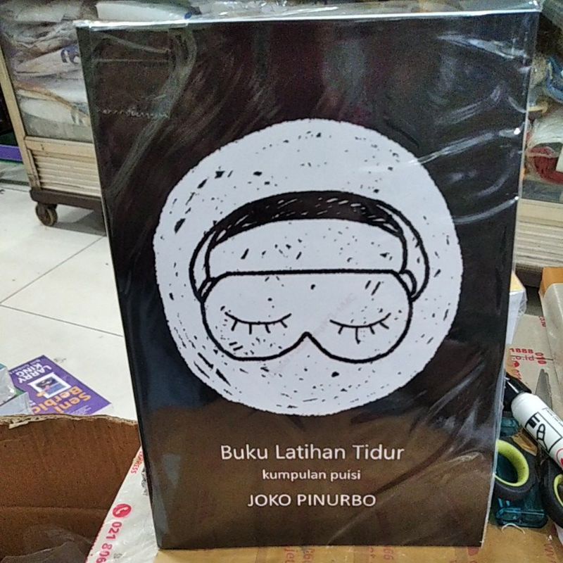 BUKU LATIHAN TIDUR KUMPULAN PUISI JOKO PINURBO