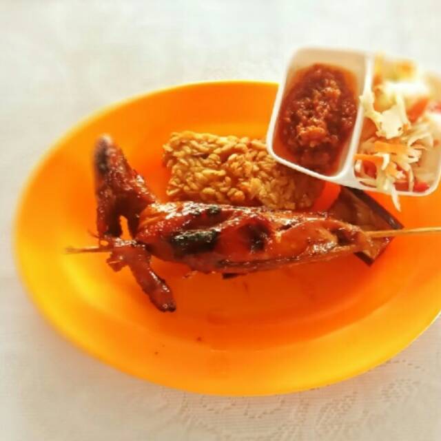 

Ayam Bakar / Goreng Ibu Ismed