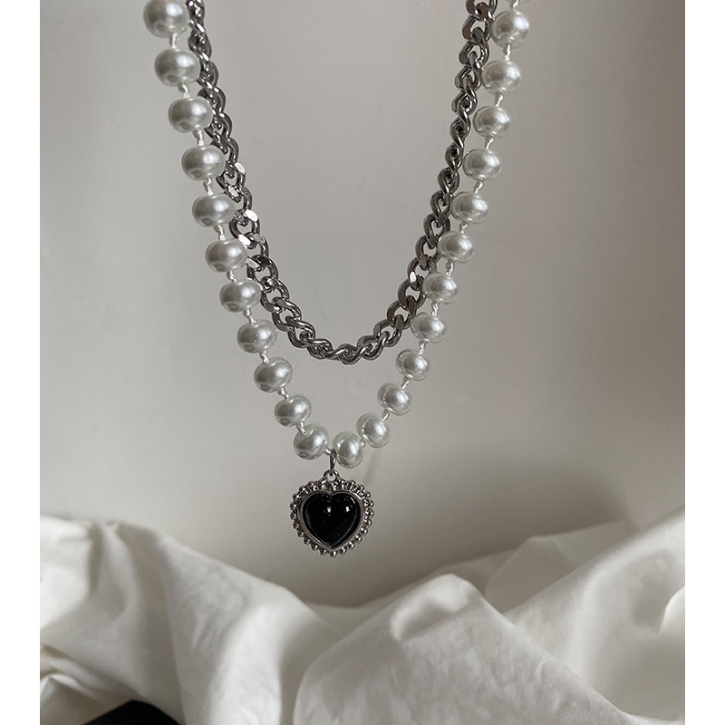 Black Love Pearl Necklace Accessories Light Luxury Clavicle Chain Personality Pendant