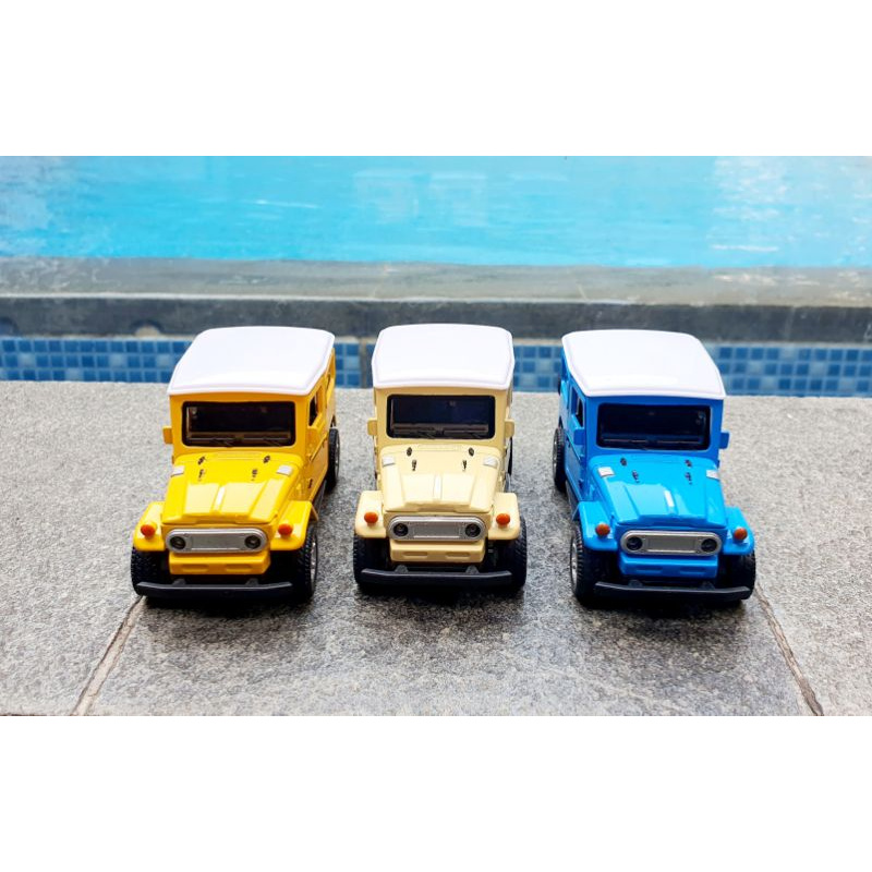 DIECAST Mobil Jeep Miniatur Mobil Jip Hardtop Mainan Pajangan