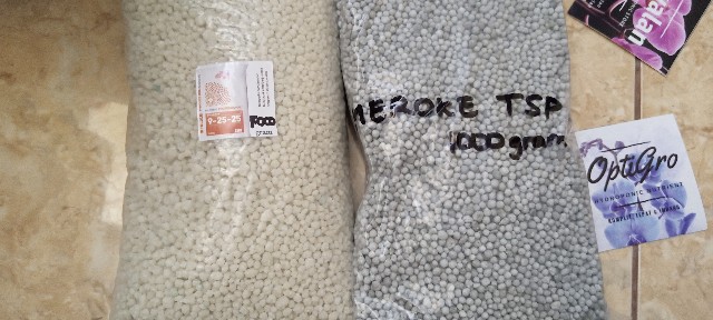 Repack 1 Kg Meroke Npk Mutiara Professional 9-25-25 Field Grade