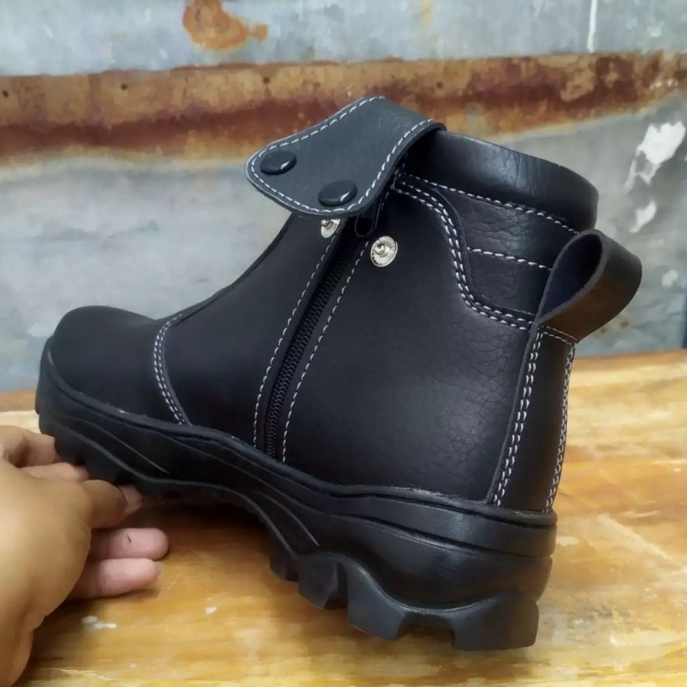 Sepatu Safety Boot Resleting King Skn Terlaris Hitam Ujung Besi Kerja Pabrik Proyek Dapur Pkl Kulit Sintesis Impor Sepatu Safety Resleting Hitam