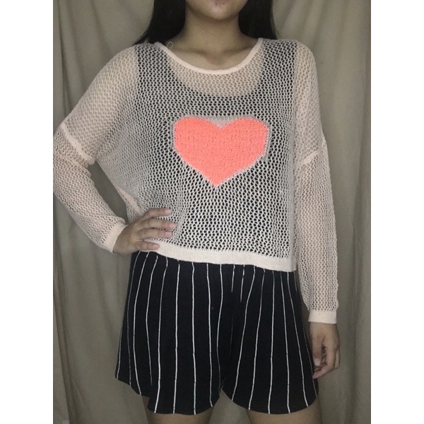 outer pink love motif bolong bolong