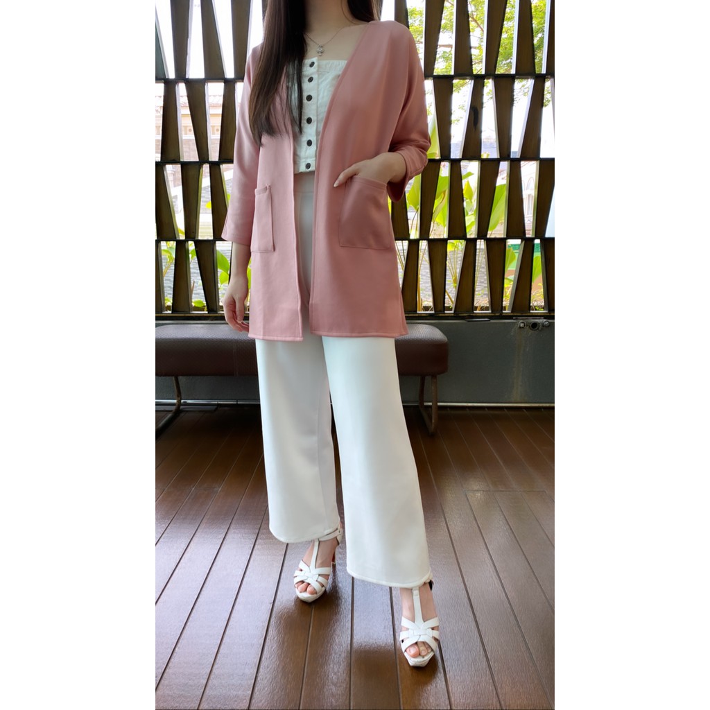 Aileen Outer  - 16 Color