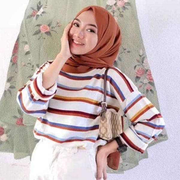 [Bayar ditempat] ❄ GFS RJT NESVI RAINBOW SWEATER RAJUT Baru**