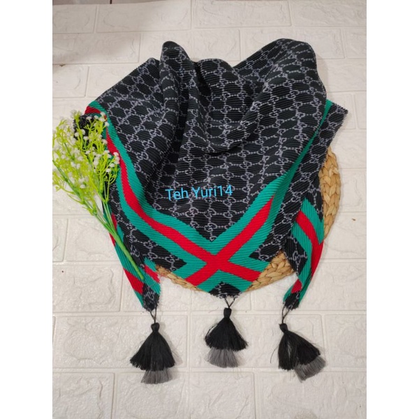 JILBAB SEGIEMPAT PLISKET MOTIF BANDUL