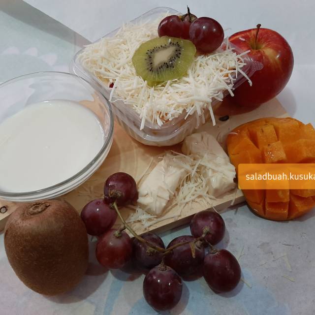 

SALAD BUAH 500 ML