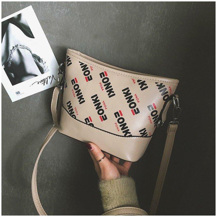 &quot; TAS HAPPY &quot; EL 138 TAS FASHION (3Tas=1Kg) slingabag WANITA BATAM IMPORT