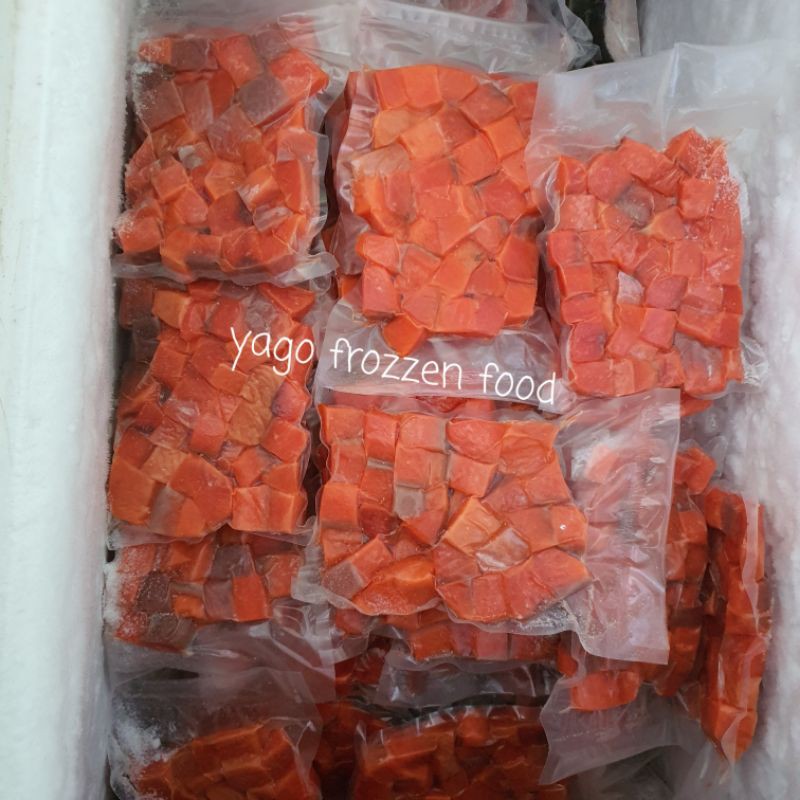 

Saikoro Salmon Norwegia 250gram / Salmon Cube