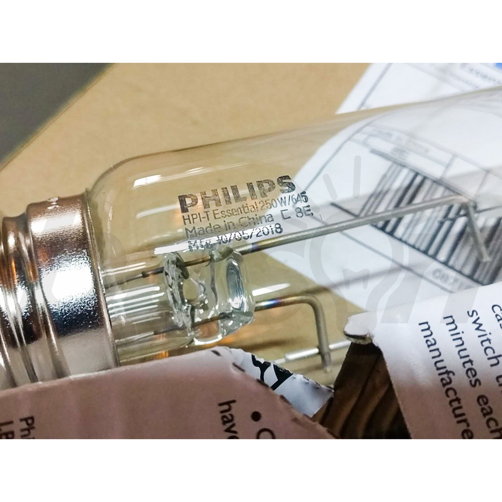 PHILIPS HPI-T Essential 250W E40 - Lampu Metal Halide