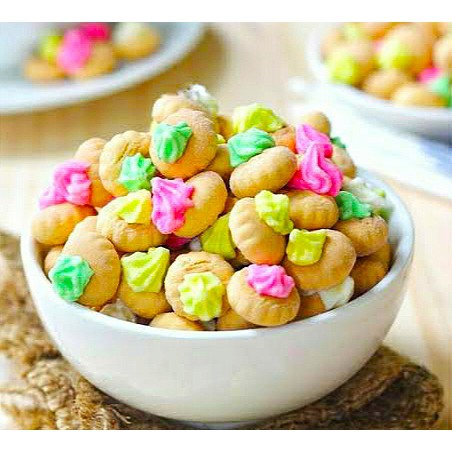 

Biskuit Game Rose 100gr Biskuit Jadul Biskuit Lebaran Biscuit Bunga Game Cemilan Snack MakananRingan