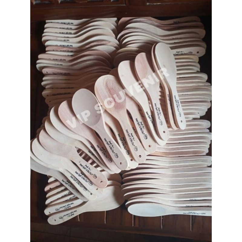 centong kayu souvenir /entong kayu/souvenir murah