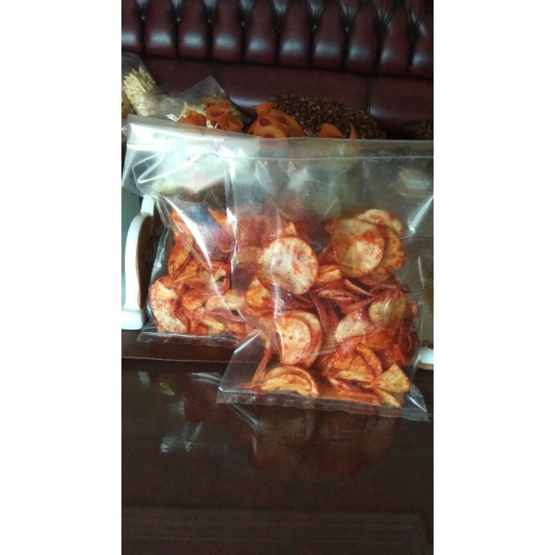 

keripik pedas 300g