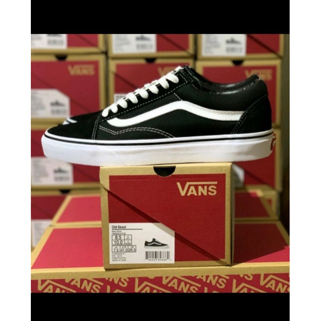 VANS OLD SKOOL BLACK WHITE ORIGINAL BNIB
