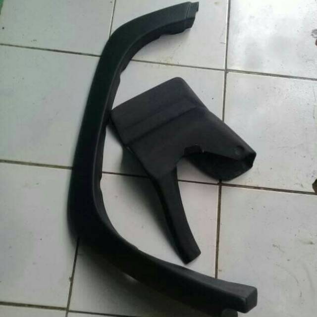 Over fender kijang grand/super/extra/jantan/long bagian belakang sebelah kiri