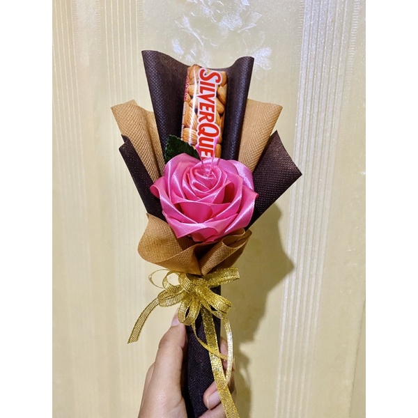 

Buket bunga coklat silverqueen bouquet hadiah ultah wisuda anniversary hampers