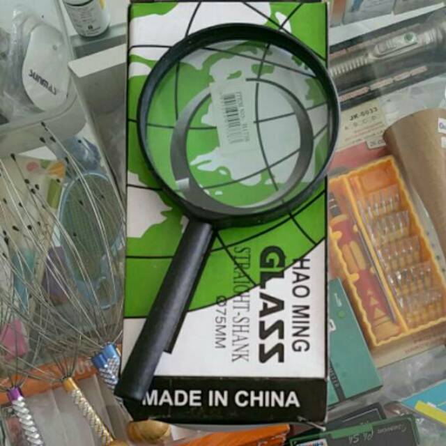 Kaca pembesar / magnifier