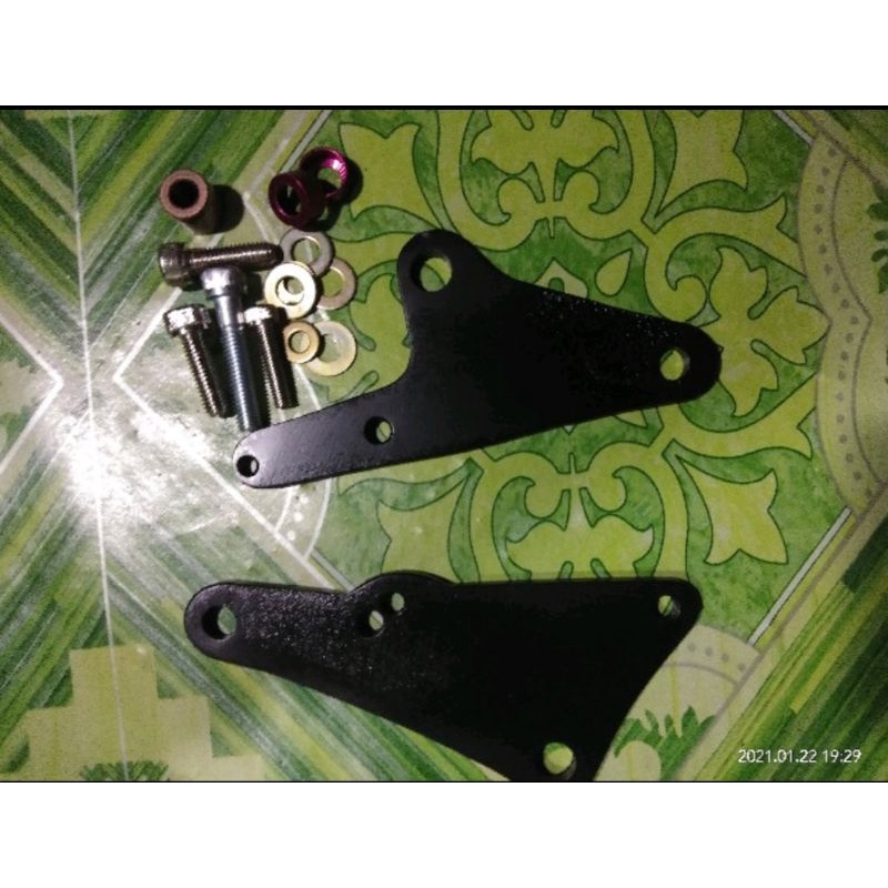 Breket Dudukan + bosing & baut² Khsusu underbone Honda Sonic 150r & Supra GTR 150 PNP