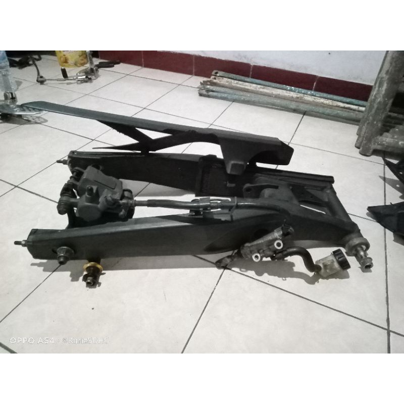 swing arm set copotan motor YZF R25