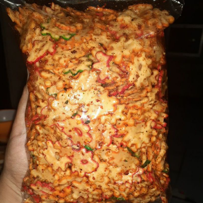 

seblak kering pedas daun jeruk