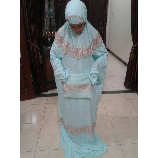 Mukena terusan sutra