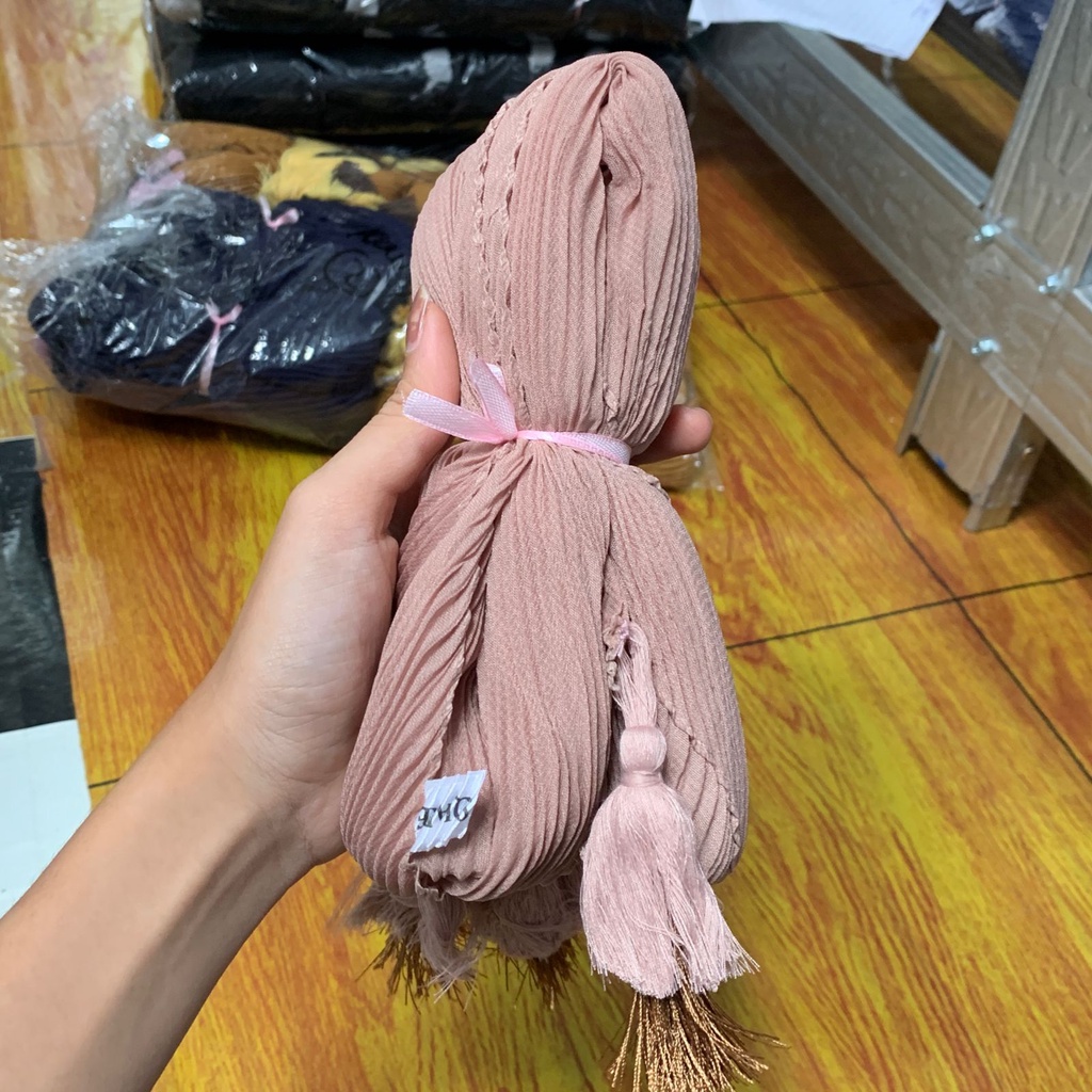 Jilbab Plisket Segiempat Bella Plisket Pleated Jambul Segiempat Plisket Jambul-choconude