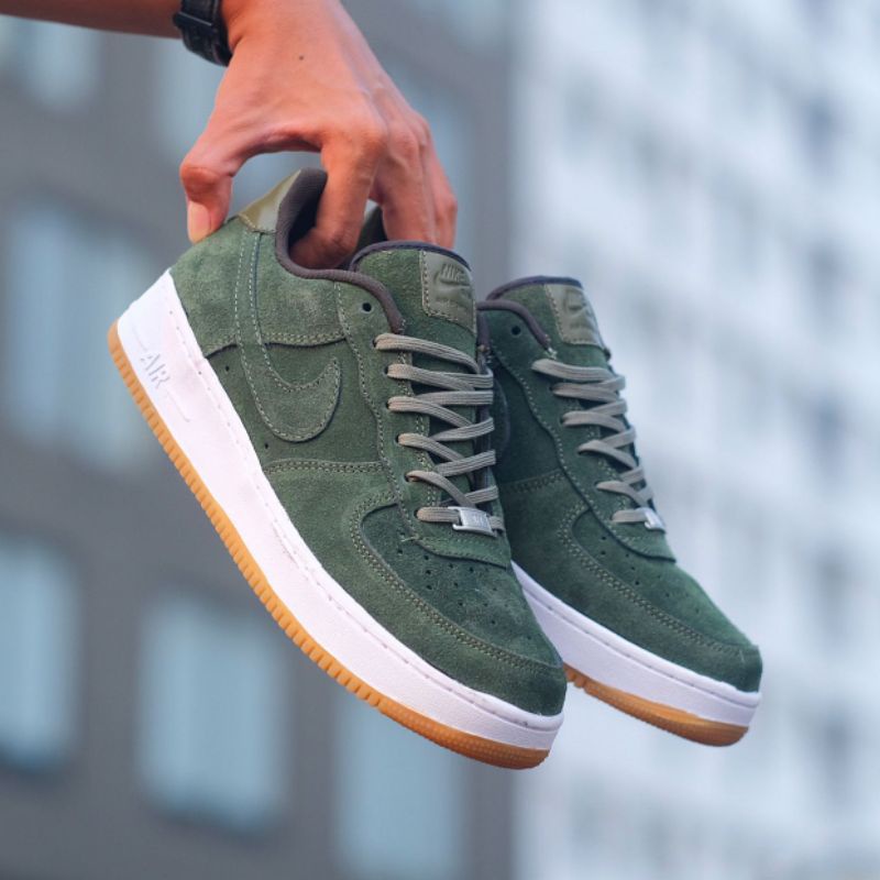 NIKE AIR FORCE 1 SUEDE OLIVE GREEN ORIGINAL