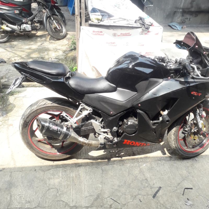Cover Tank Kondom Tangki Body Belakang Model CBR250RR PNP Honda CBR150R Lokal K45 2014-2015