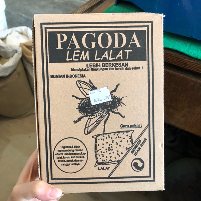 

Lem Lalat Pagoda 10 bks x 10 pcs = 100lbr