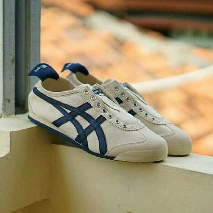 onitsuka tiger slip on cream navy