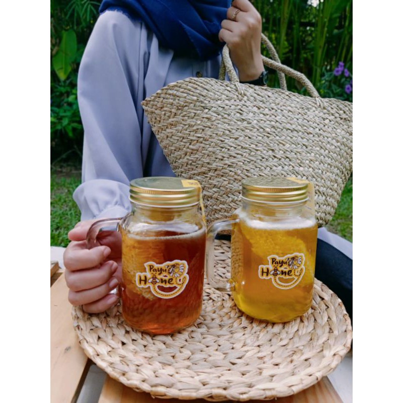 

Pure honey melifera mix honeycomb