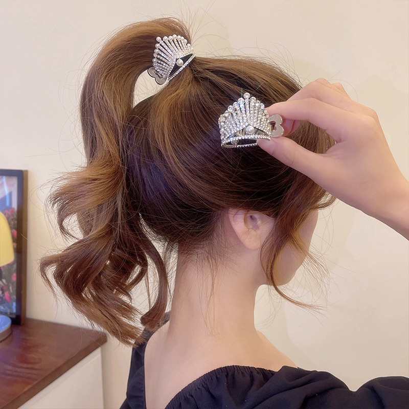 Jepit Rambut Ponytail Bahan Metal Aksen Mutiara Dan Berlian Imitasi Gaya Korea Untuk Wanita