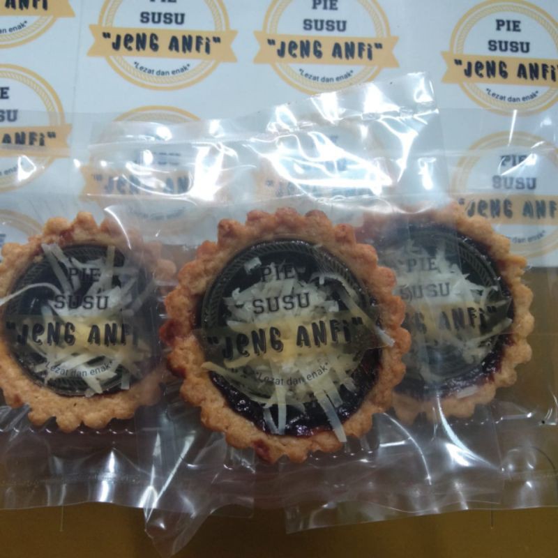 

pie coklat keju