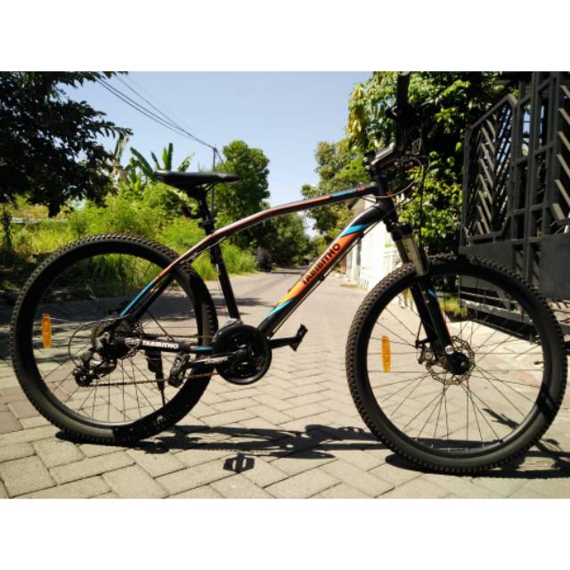 SEPEDA GUNUNG 26 THRILL TABIBITHO MISCHIEF 1.0 BLACK ORANGE