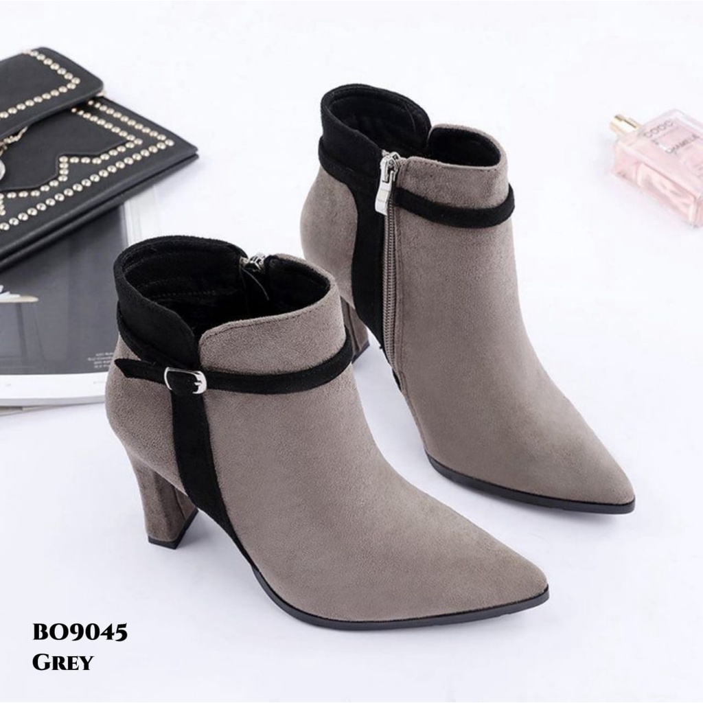 PRF Sepatu Heels Boots Korea BO9045