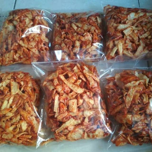

Keripik singkong pedas manis