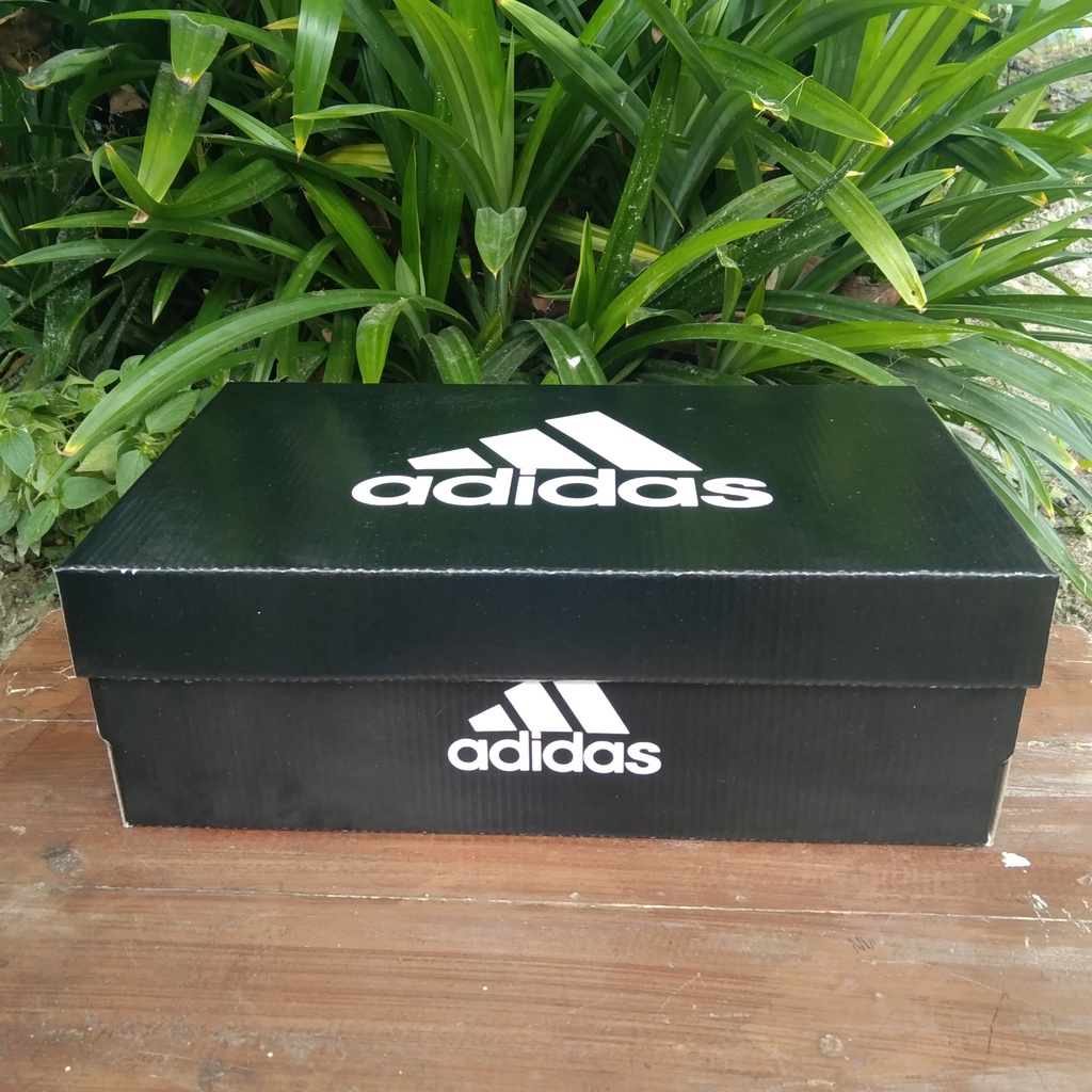 

iner box /inner box / inerbox / kardus / dus / wadah / box sepatu ADIDAS HITAM LOGO piramid