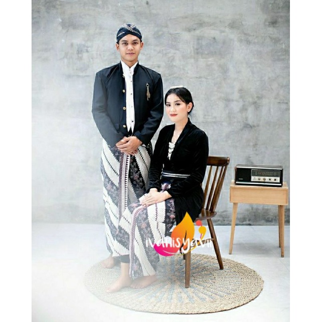 Full Set Baju Couple Adat Jawa / Prewed / Nuansa Hitam - Motif Parang Kembang